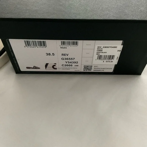 Chanel rev ivory/black mules sandals  38.5 - Picture 2 of 10